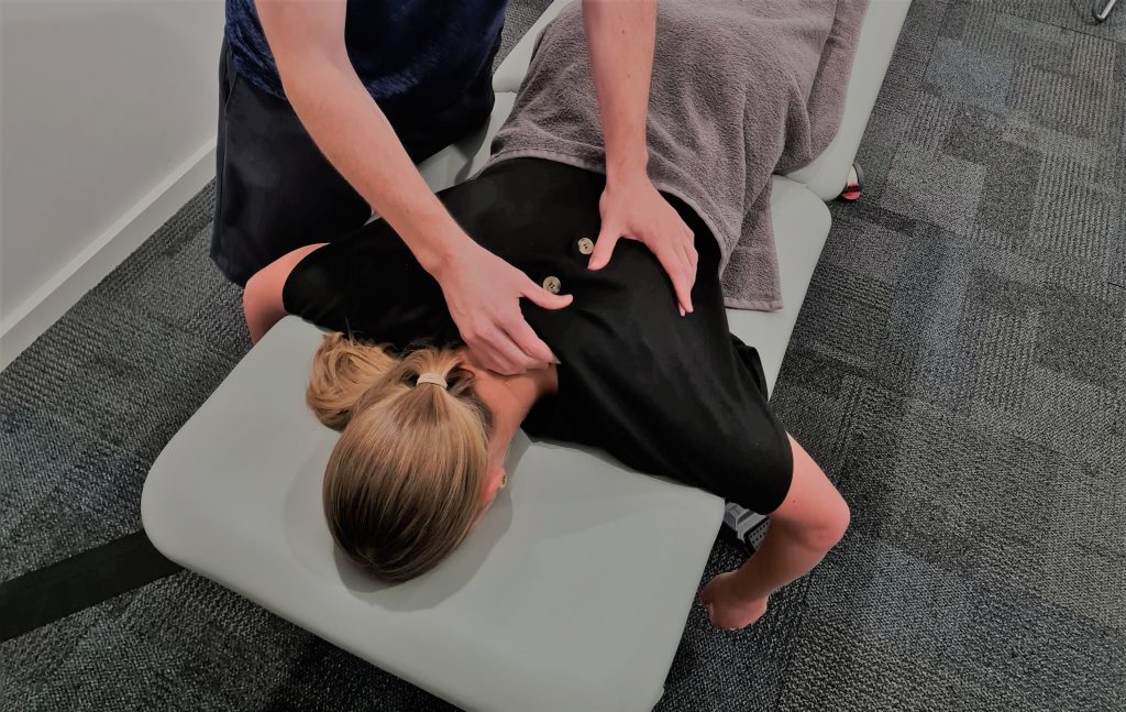 Shoulder pain - Osteopathic treatment